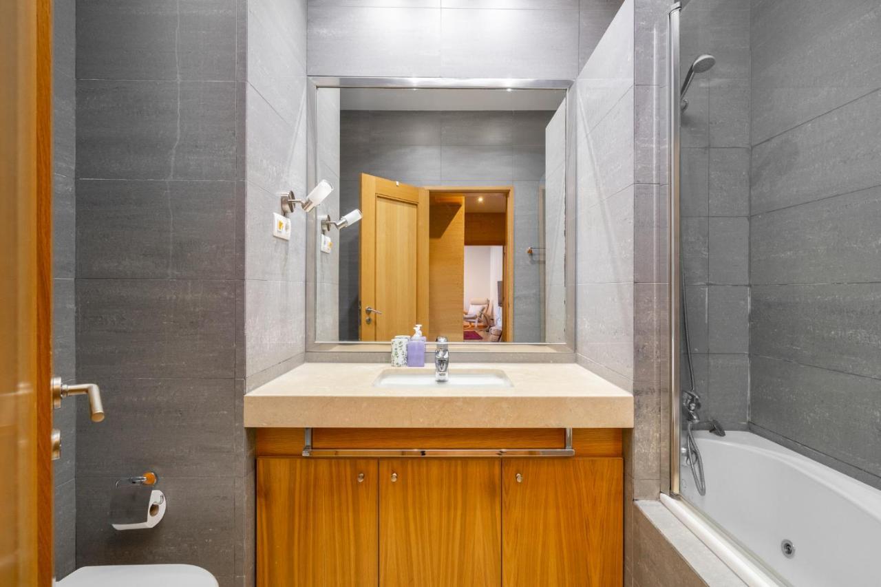 Whome Ajuda 31 Premium W/ Elevator & Parking Lisbon Exterior photo