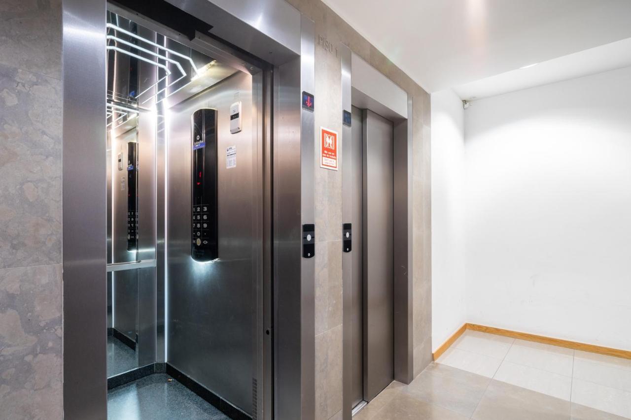 Whome Ajuda 31 Premium W/ Elevator & Parking Lisbon Exterior photo